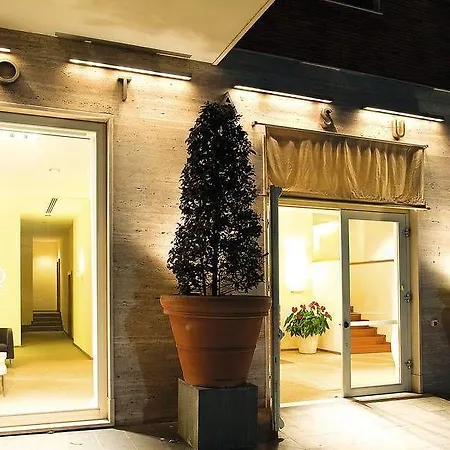 Lägenhetshotell Rota 4*