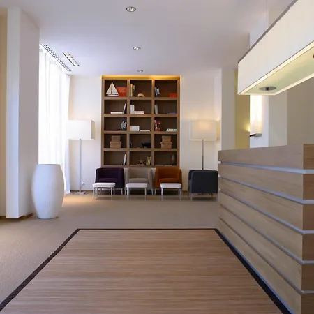 Rota Aparthotel 4*