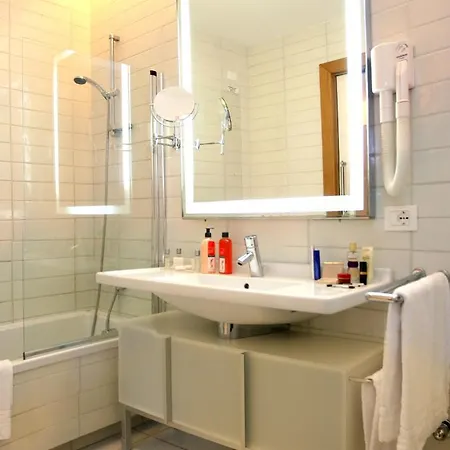 罗塔套房酒店 4* 索伦托